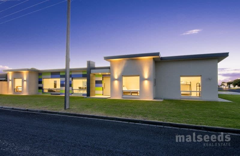 86 Meylin Street Port Macdonnell SA, Port Macdonnell - Thumbnail 4
