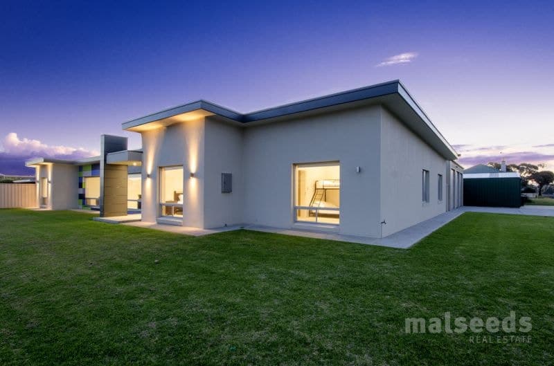 86 Meylin Street Port Macdonnell SA, Port Macdonnell - Thumbnail 5