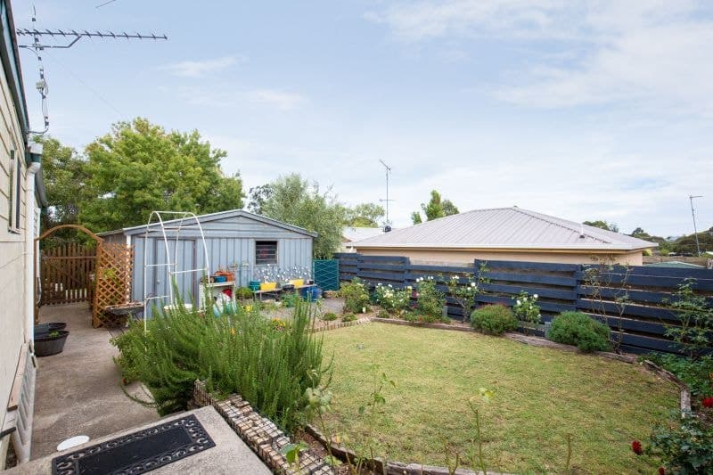 8 Sharley Avenue Mount Gambier SA, Mount Gambier - Thumbnail 2
