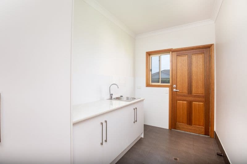 6 Silverbrook Avenue Mount Gambier SA, Mount Gambier - Thumbnail 2