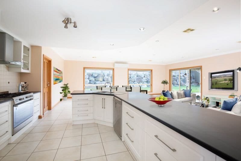 6 Silverbrook Avenue Mount Gambier SA, Mount Gambier - Thumbnail 6