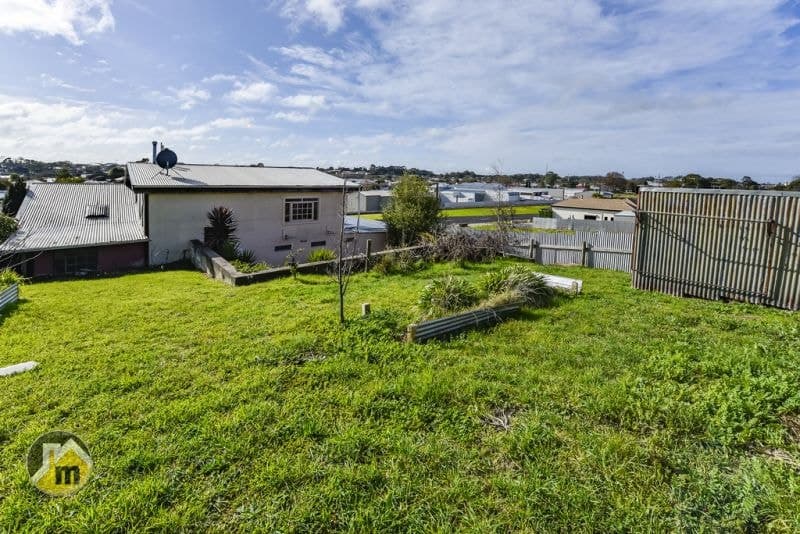 56 Harrald Street Mount Gambier SA, Mount Gambier - Thumbnail 2