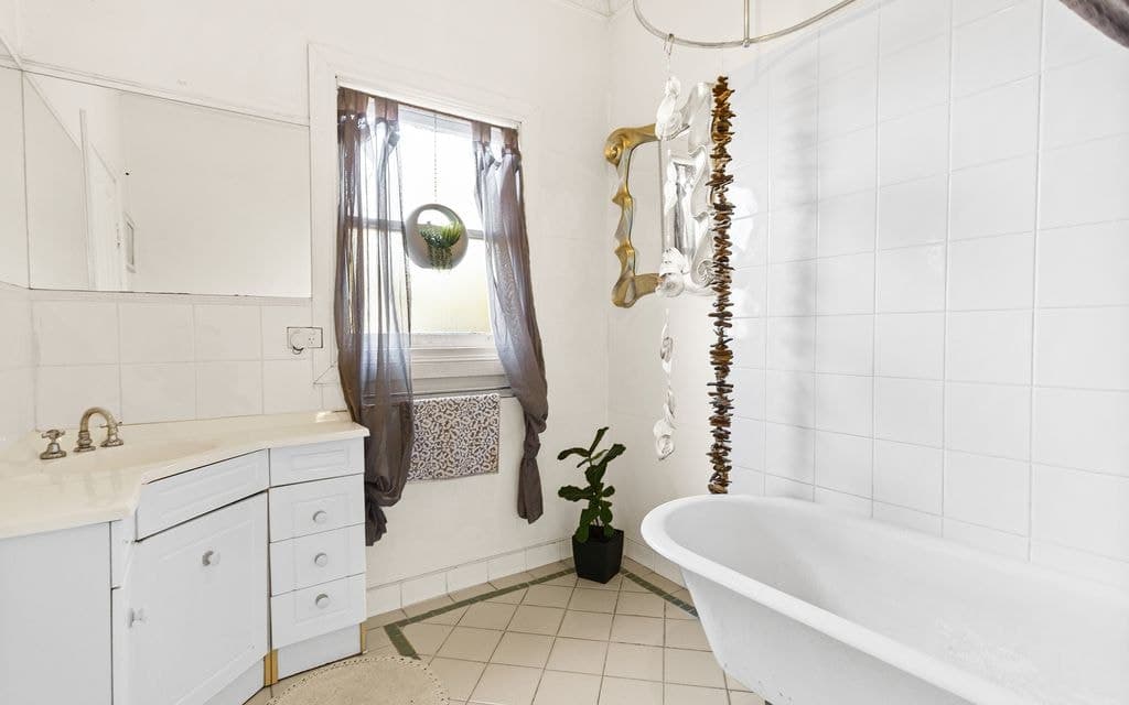 21 Edward Street, BARRACK HEIGHTS NSW 2528, Barrack Heights - Image 1