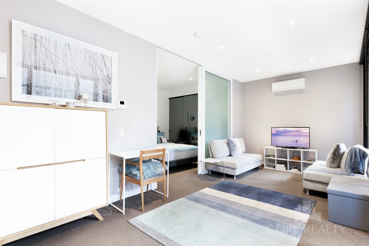 702/120 A'beckett  Street, Melbourne - Image 1