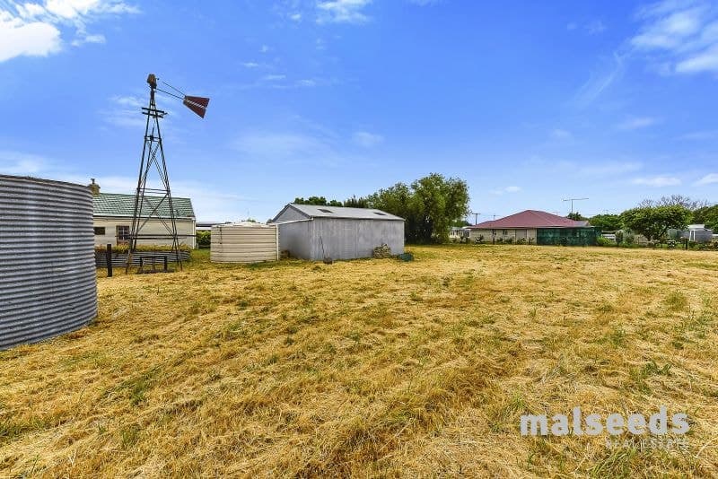 27 Clarke Street Penola SA, Penola - Thumbnail 2