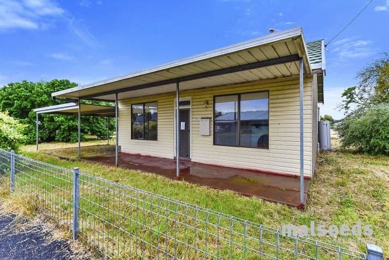 27 Clarke Street Penola SA, Penola - Thumbnail 3