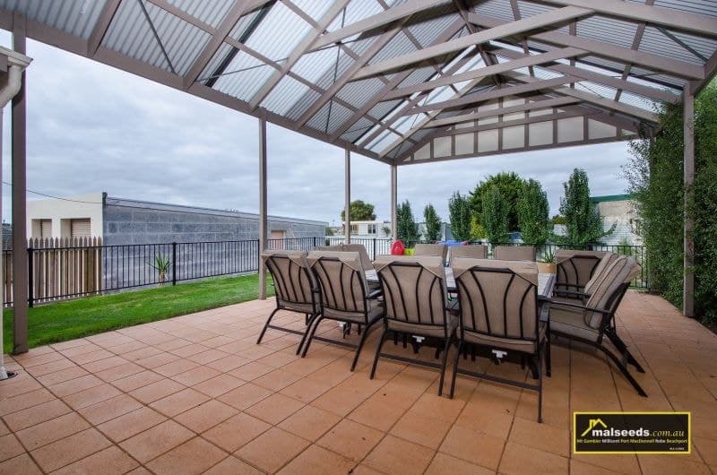 1 Bond Street MOUNT GAMBIER SA, Mount Gambier - Image 1