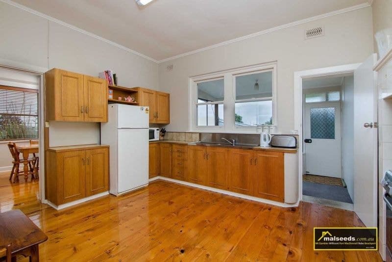 1 Bond Street MOUNT GAMBIER SA, Mount Gambier - Thumbnail 5