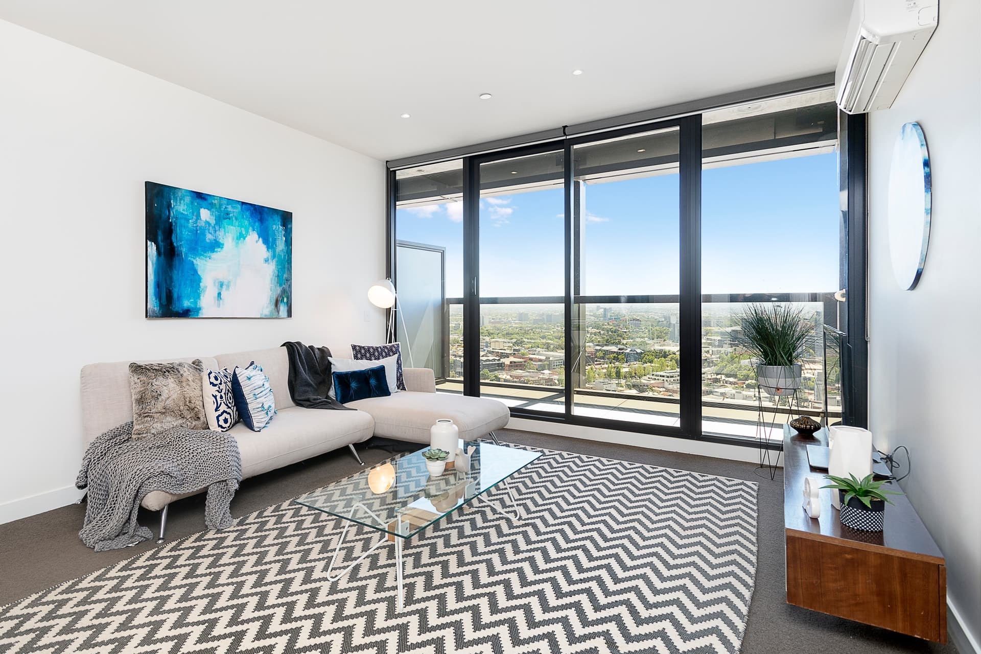 2803/155 Franklin  Street, Melbourne - Thumbnail 2