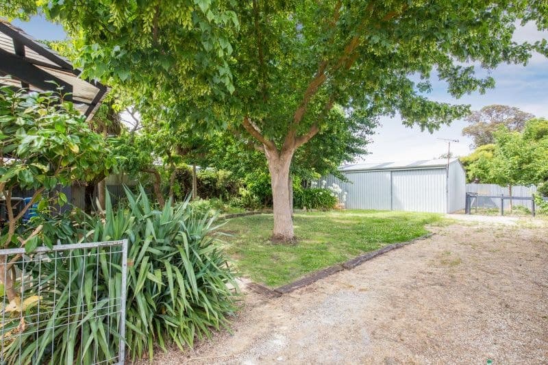 9 Jane Street Mount Gambier SA, Mount Gambier - Image 1