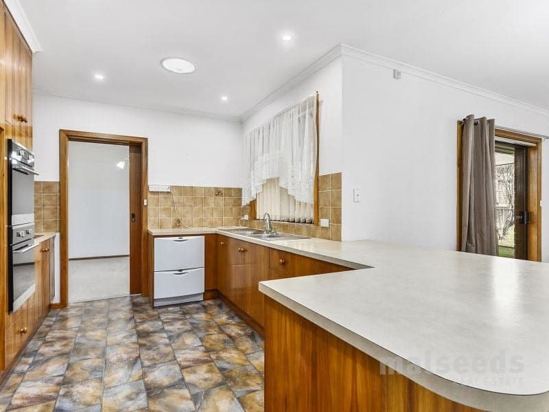 52 Wireless Road Mount Gambier SA, Mount Gambier - Thumbnail 4