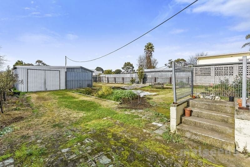 12 Cunningham Street Mount Gambier SA, Mount Gambier - Thumbnail 2