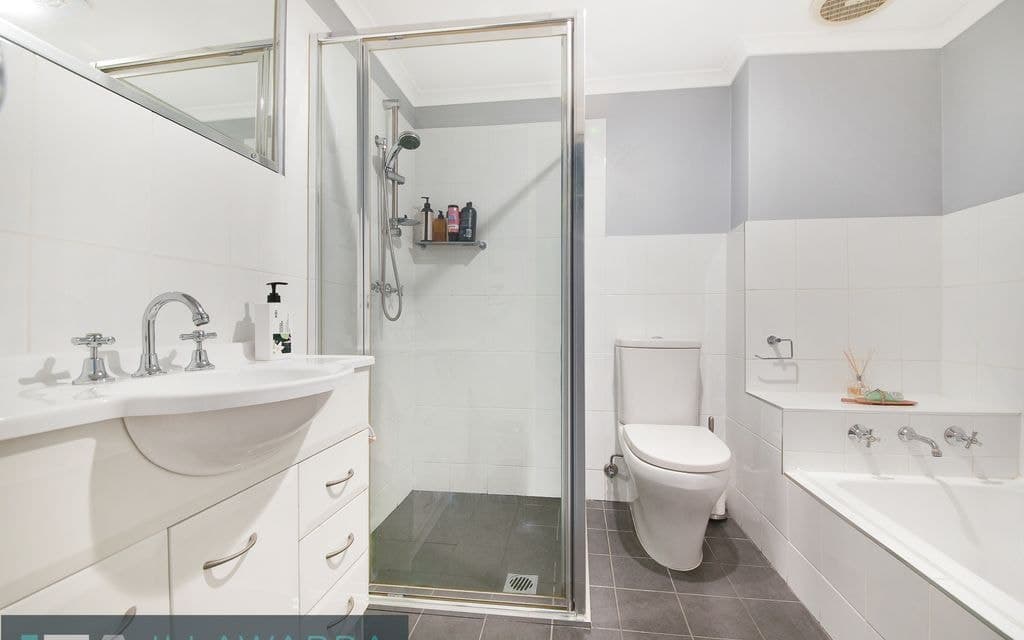 3/1 Mangerton Road, WOLLONGONG NSW 2500, Wollongong - Thumbnail 2