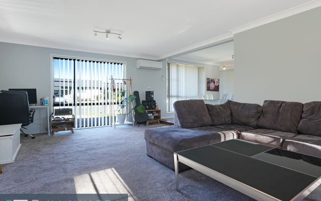 74 Brigadoon Circuit, OAK FLATS NSW 2529, Oak Flats - Thumbnail 5