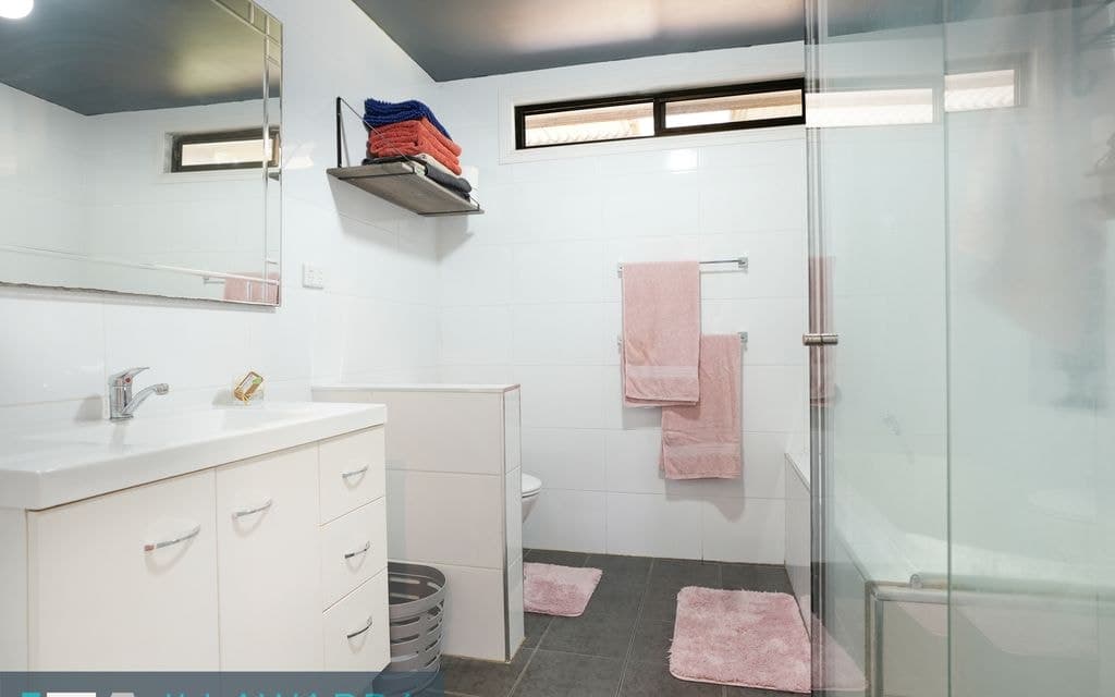 76 Bradman Avenue, WARILLA NSW 2528, Warilla - Thumbnail 6