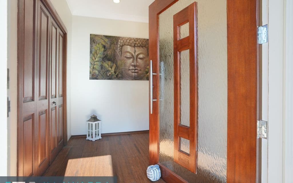49 Coolawin Crescent, SHELLHARBOUR NSW 2529, Shellharbour - Thumbnail 2