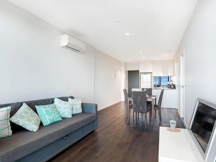 1907/45 Clarke Street, Southbank - Image 1