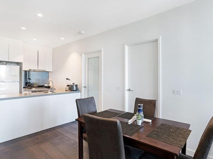 1907/45 Clarke Street, Southbank - Thumbnail 2