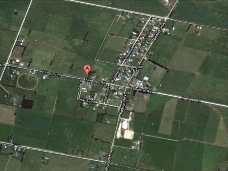 32 Kingsley Road Allendale East SA, Allendale East - Image 1