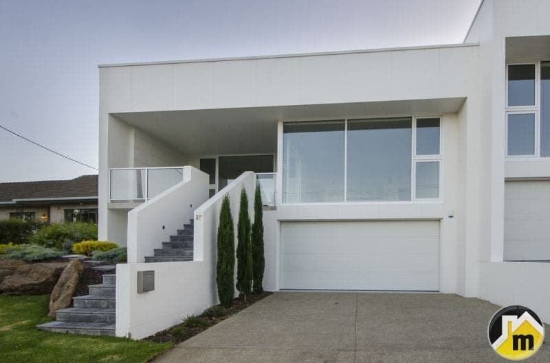 37 Lake Terrace West Mount Gambier SA, West Mount Gambier - Image 1