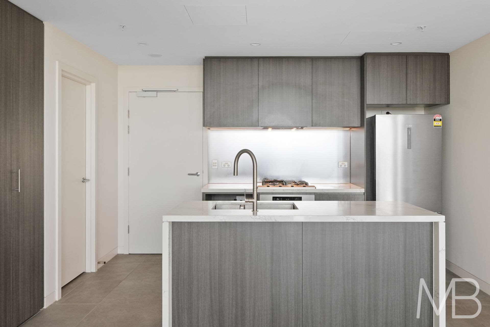 2102/7 NIPPER STREET HOMEBUSH, Homebush - Thumbnail 4