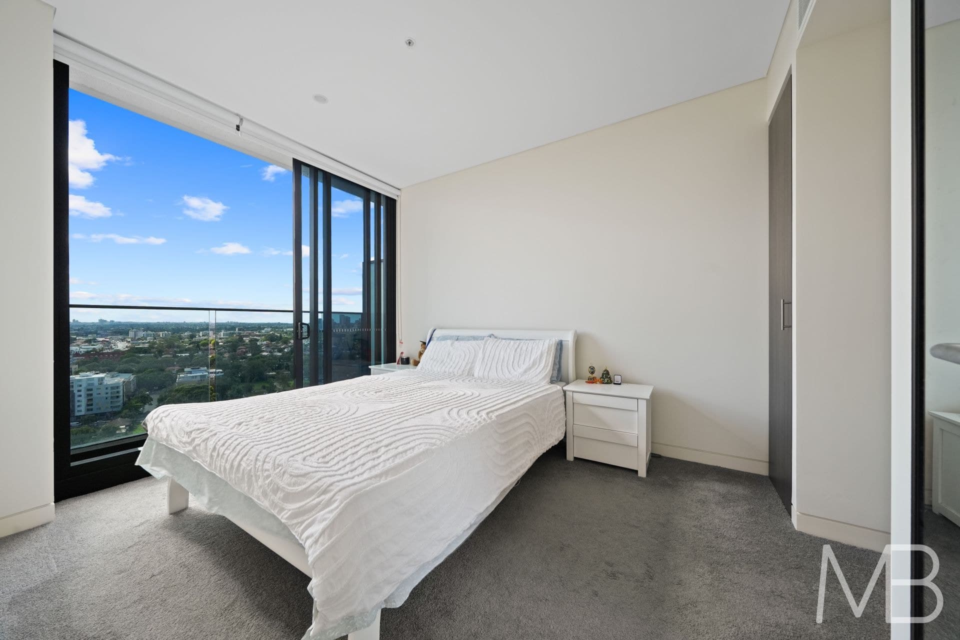 2102/7 NIPPER STREET HOMEBUSH, Homebush - Thumbnail 5