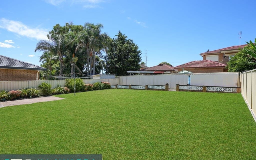 27 Lachlan Avenue, BARRACK HEIGHTS NSW 2528, Barrack Heights - Thumbnail 2