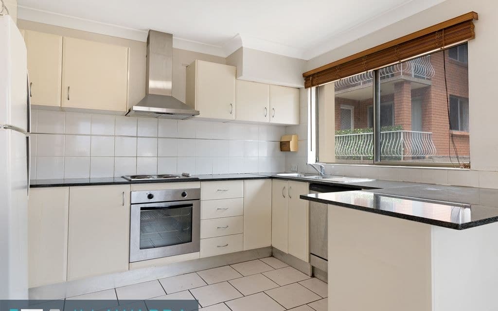 6/4 Loftus Street, WOLLONGONG NSW 2500, Wollongong - Thumbnail 5