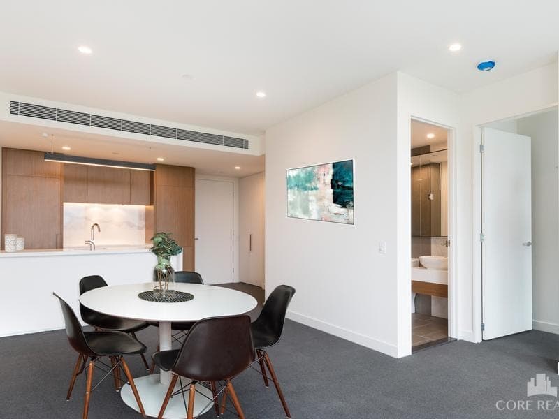 624/555 St Kilda Road, Melbourne - Thumbnail 2