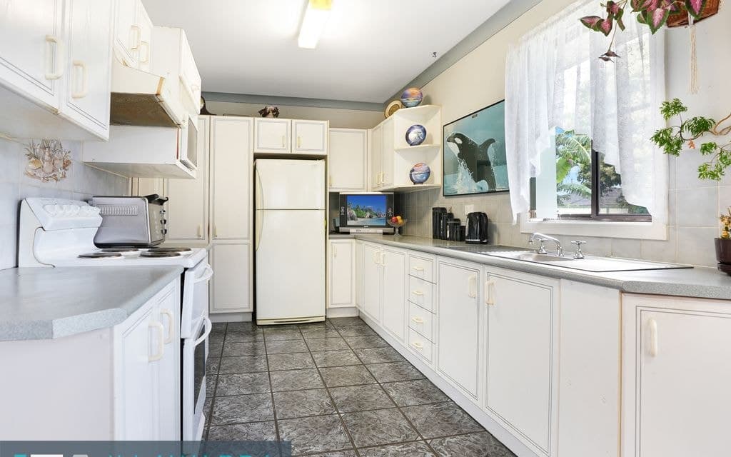 24 Lake Entrance Road, WARILLA NSW 2528, Warilla - Thumbnail 5