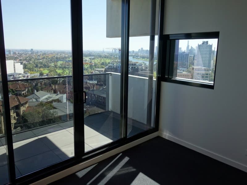 1007/101 St Kilda Road, St Kilda - Thumbnail 7