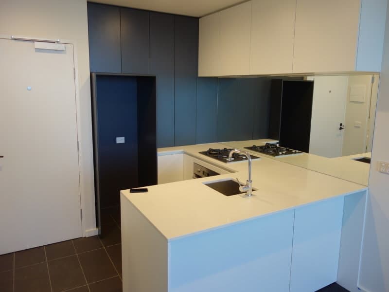 1007/101 St Kilda Road, St Kilda - Thumbnail 8