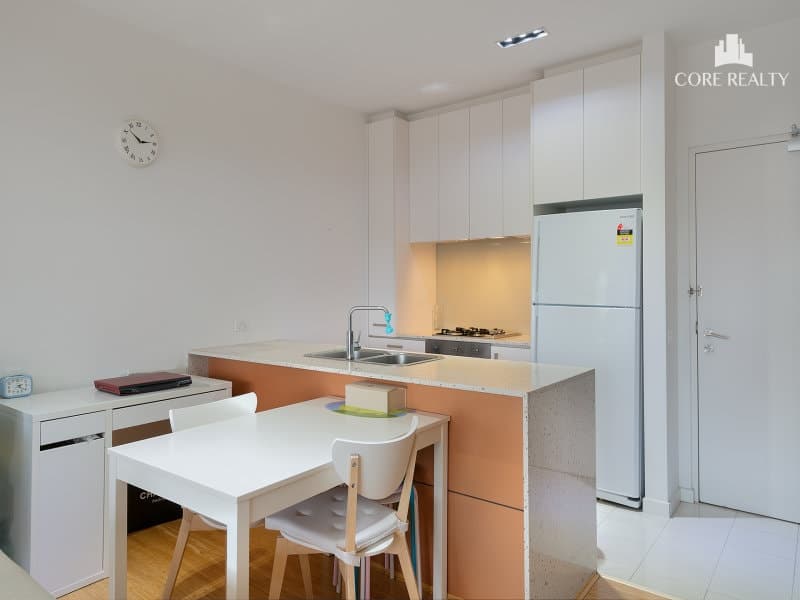 2307/8 Franklin Street, Melbourne - Thumbnail 2