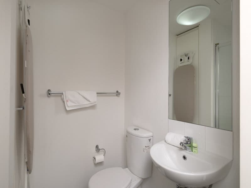 303A/188 Peel Street, North Melbourne - Thumbnail 4