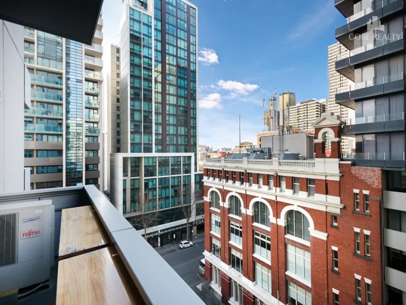 605/25-33 Wills Street, Melbourne - Thumbnail 2