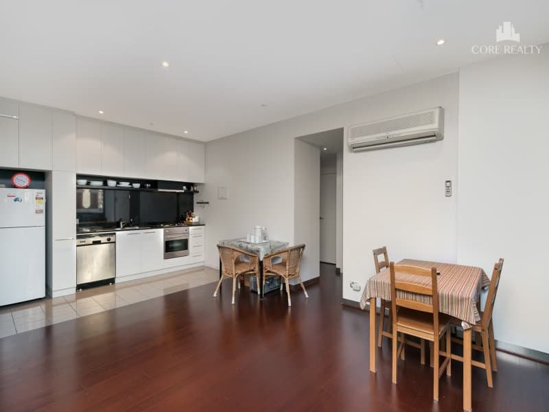 605/25-33 Wills Street, Melbourne - Thumbnail 3