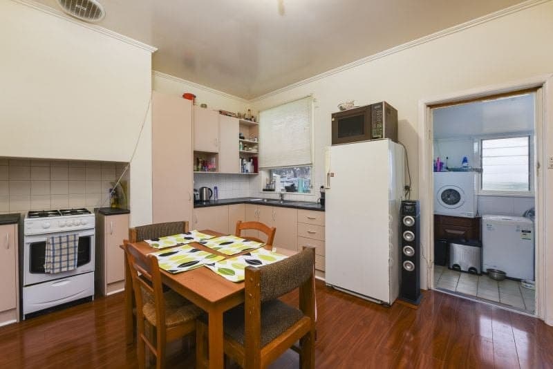 25 Douglas Street Mount Gambier SA, Mount Gambier - Image 1