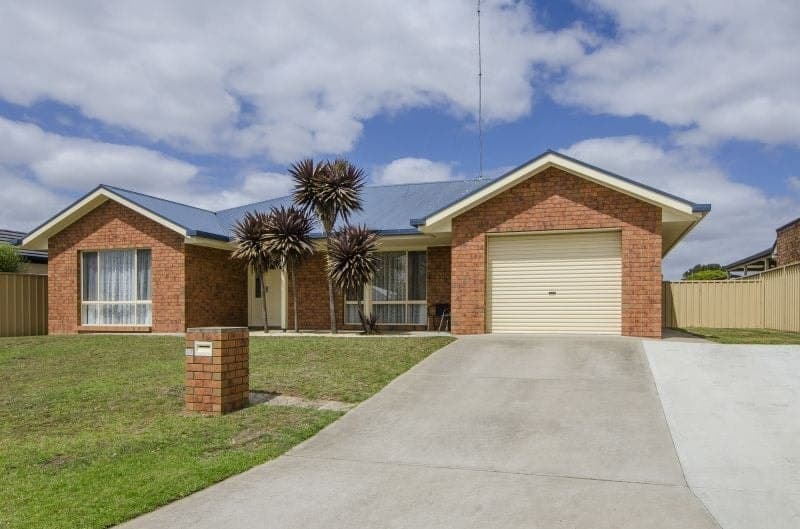 37 Willow Avenue Mount Gambier SA, Mount Gambier - Image 1