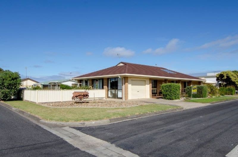 97 Meylin Street Port Macdonnell SA, Port Macdonnell - Thumbnail 4