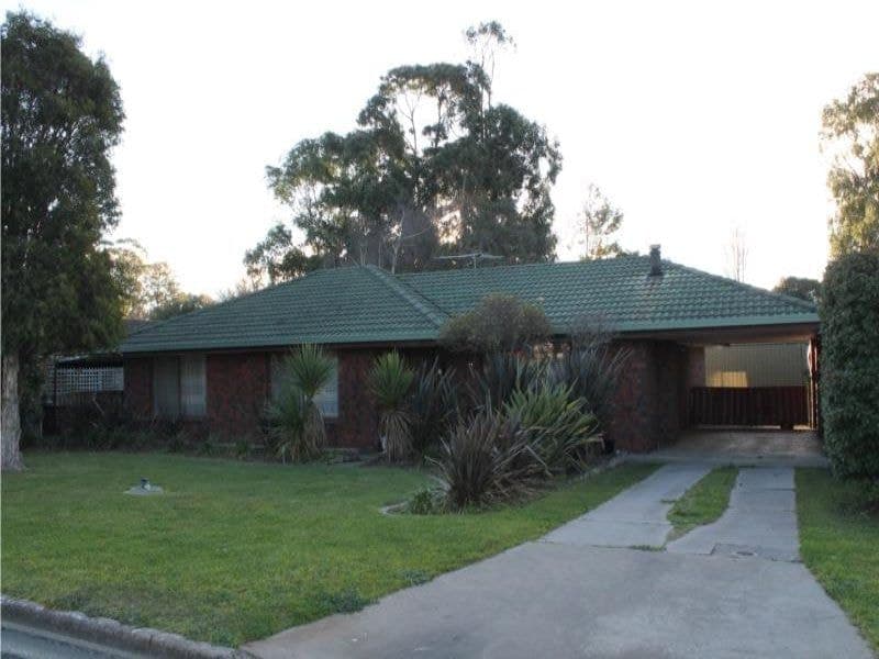 17 Campbell Street Millicent SA, Millicent - Thumbnail 2