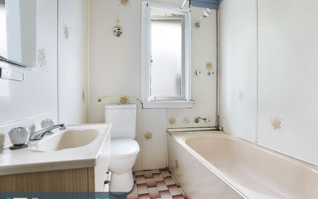 9 Albert Street, LAKE ILLAWARRA NSW 2528, Lake Illawarra - Image 1