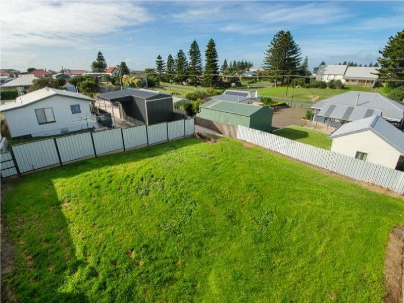 11B Chambers Street BEACHPORT SA, Beachport - Image 1