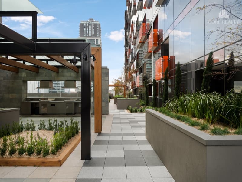 3315/220 Spencer Street, Melbourne - Thumbnail 8