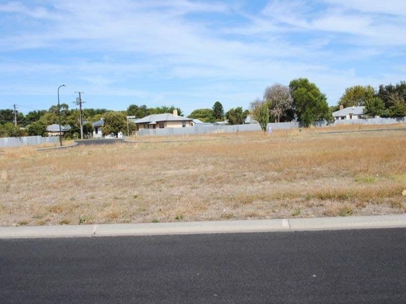 36 Grey Terrace Millicent SA, Millicent - Image 1