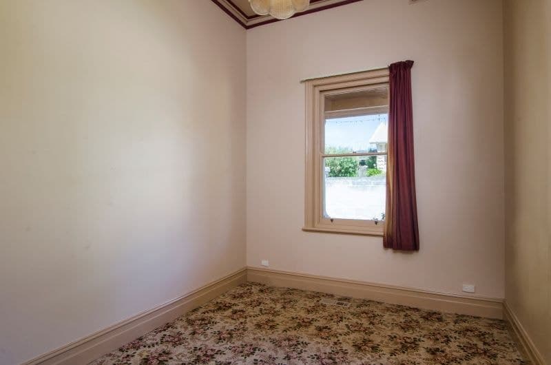8 Wyatt Street Mount Gambier SA, Mount Gambier - Image 1