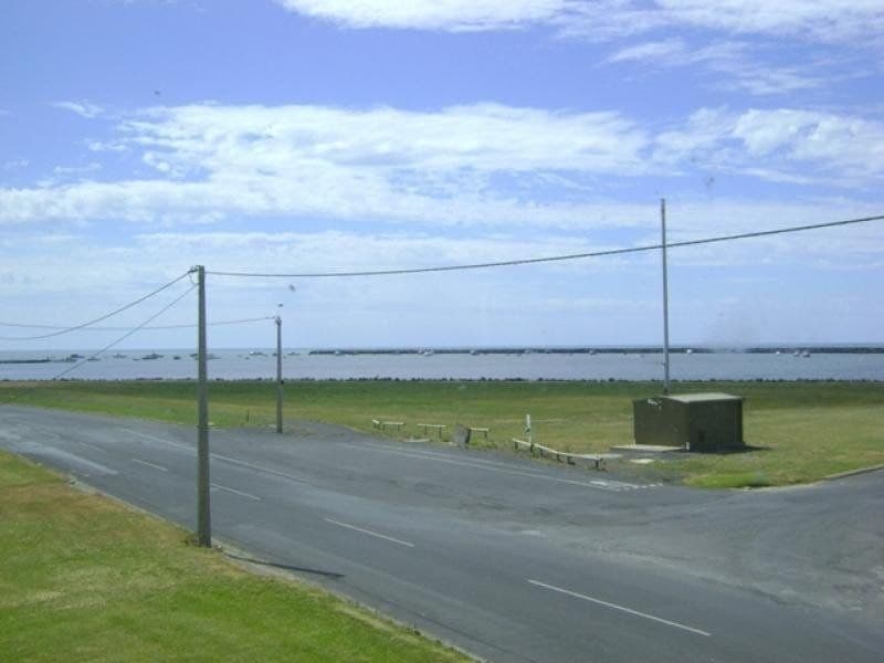 83 Sea Parade Port Macdonnell SA, Port Macdonnell - Thumbnail 4