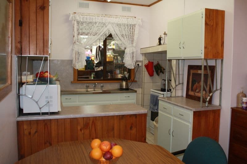 6 Whitehead Street Millicent SA, Millicent - Thumbnail 7