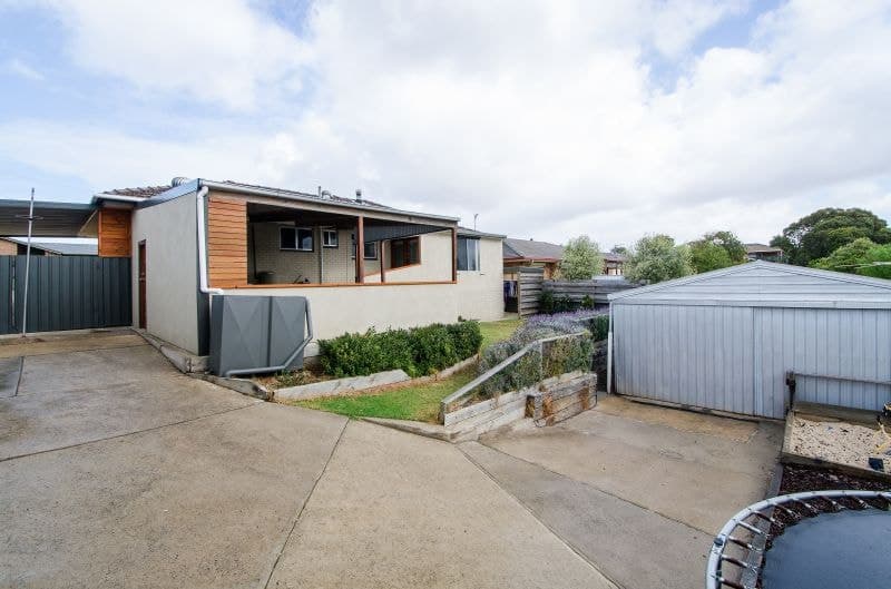 15 Hutchesson Street Millicent SA, Millicent - Thumbnail 2