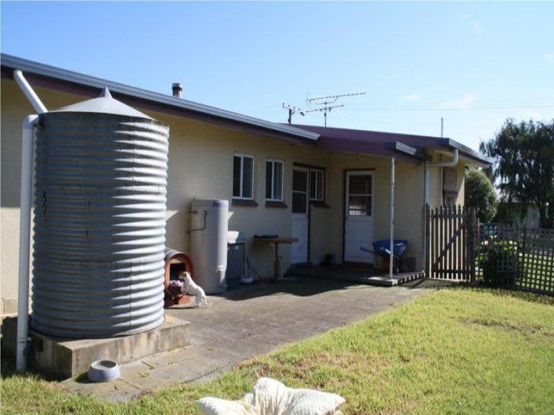 12 Neilson Street Penola SA, Penola - Thumbnail 4