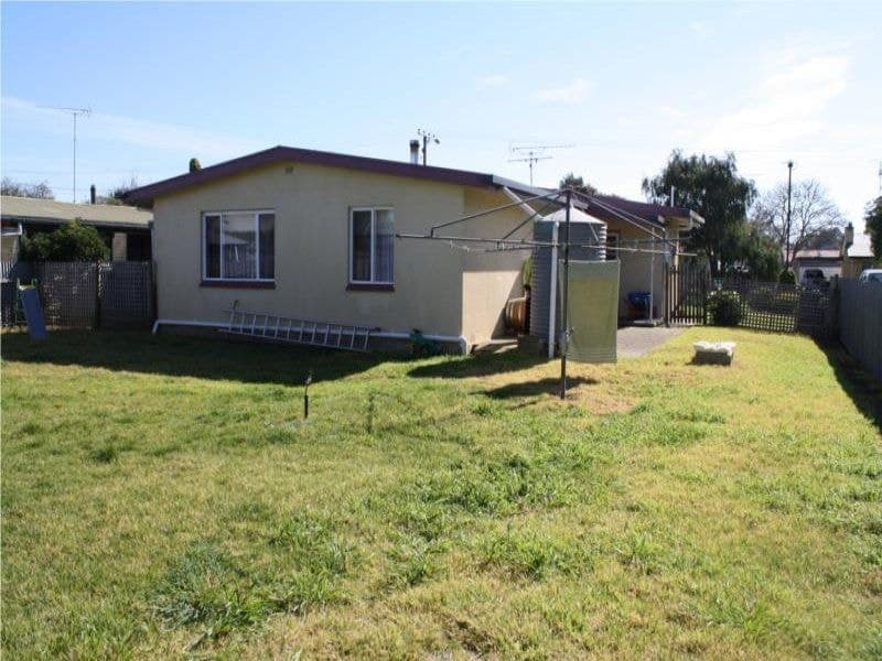 12 Neilson Street Penola SA, Penola - Thumbnail 5